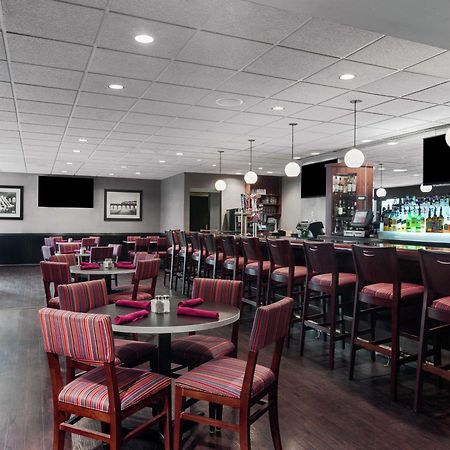 Готель Doubletree By Hilton Newark Penn Station, Nj Екстер'єр фото