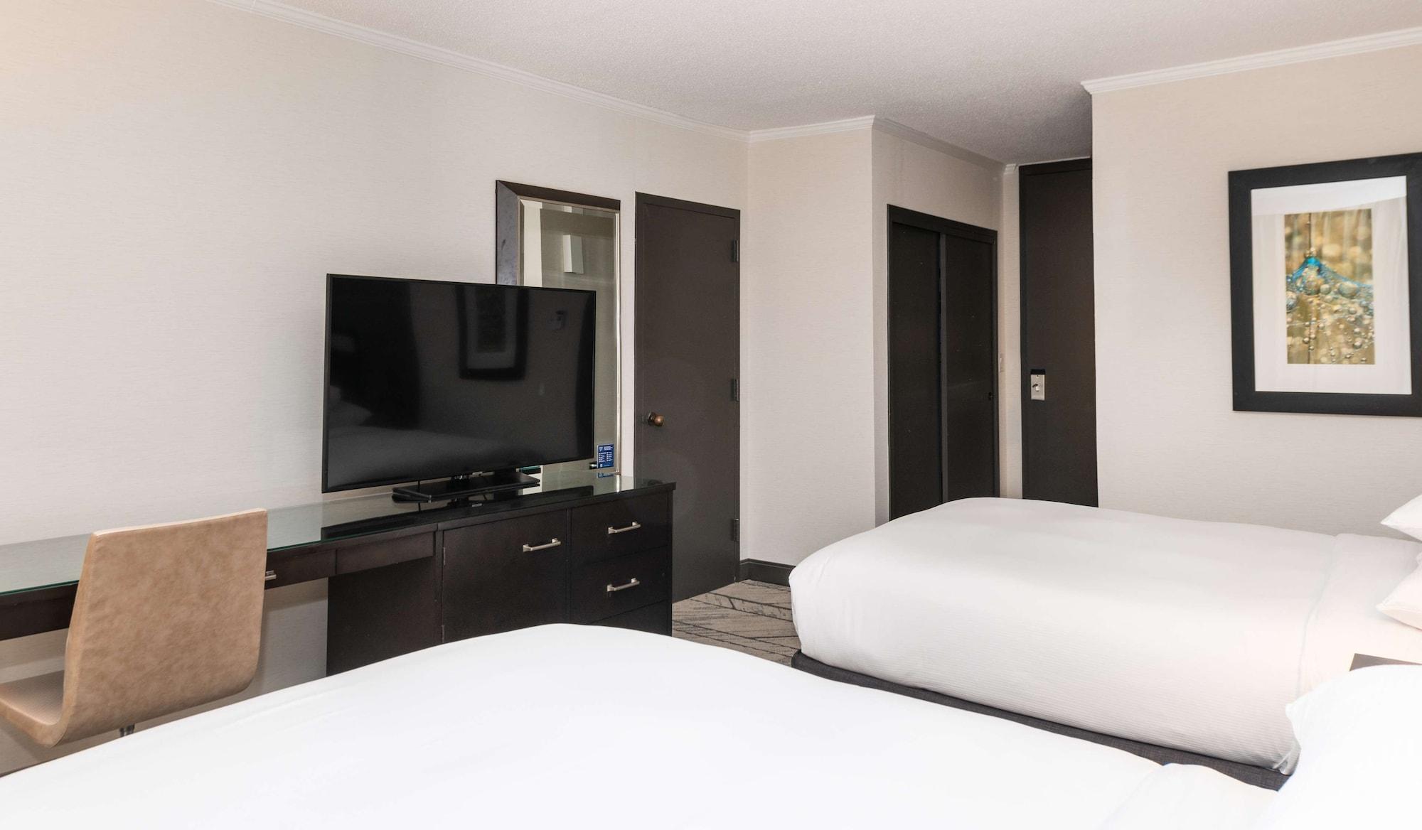 Готель Doubletree By Hilton Newark Penn Station, Nj Екстер'єр фото